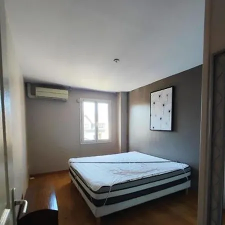 Situated In A Area ! ! פאהיה